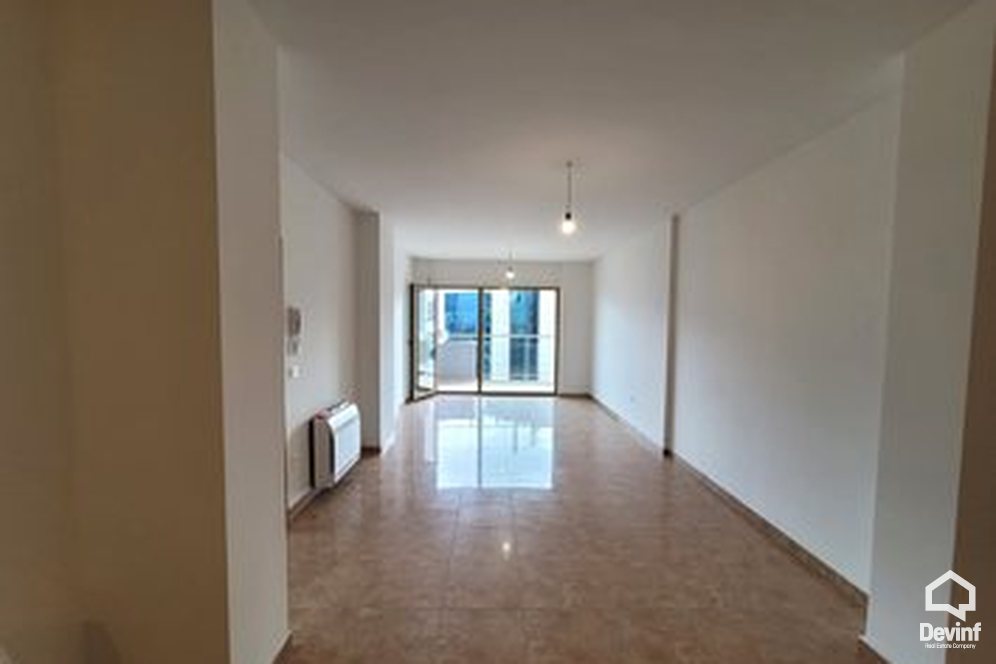 Me Qera Office 3 bedrooms + livingroom + kitchenette Office in Blloku area Tirane