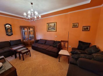 Apartament Qera Apartament prane Ministrise se Jashtme
