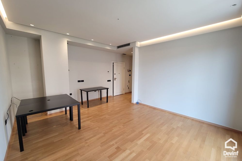 Tirane For Rent Office 1+1 Office in Elbasani street Apartment Office