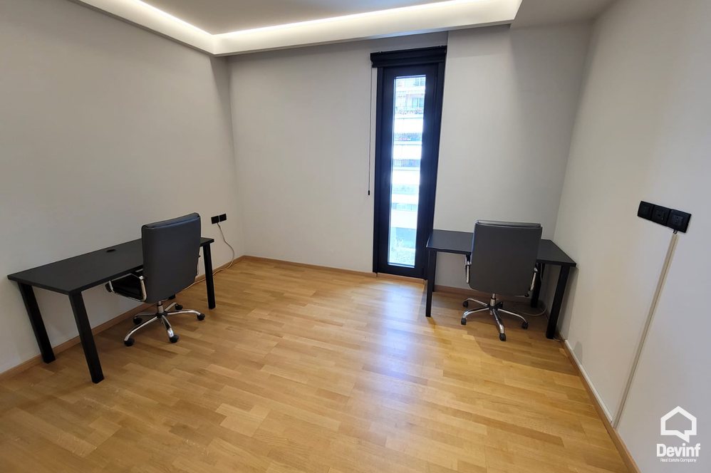 Tirane For Rent Office 1+1 Office in Elbasani street Apartment Office