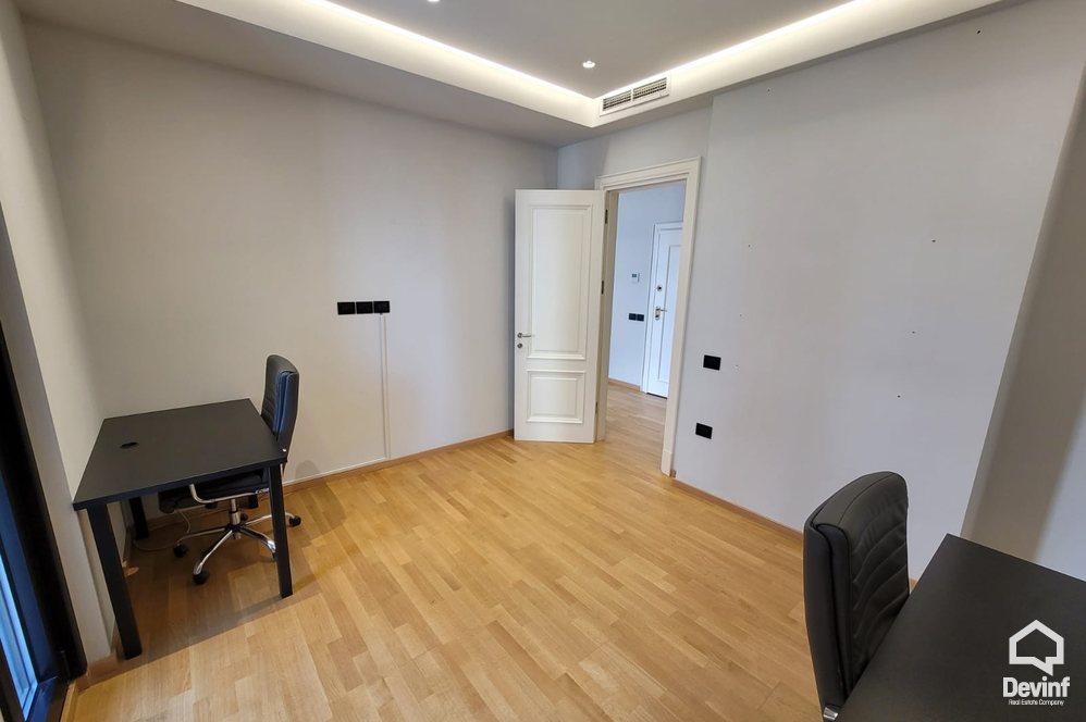 Tirane For Rent Office 1+1 Office in Elbasani street Apartment Office