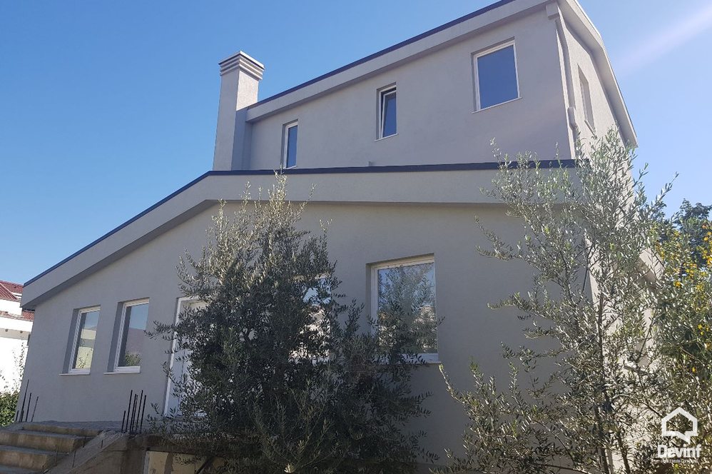 Tirane For Rent Villa Me shume se 4 dhoma New villla in a residential villa complex, near TEG Residential Complex