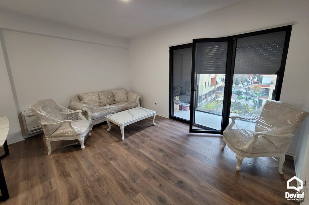 Tirane Qera Apartament 3+1+A Apartament prane Ambasades Italiane apartament zyre