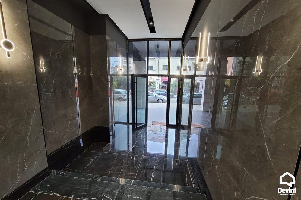 Tirane Qera Apartament 3+1+A Apartament prane Ambasades Italiane apartament zyre