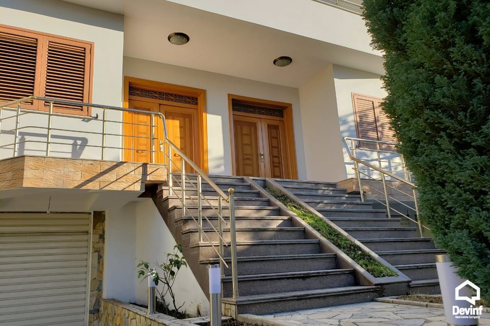 Tirane For Rent Villa  Islam Rusi street, Shkoza area Office Villa Multifunctional Building klinike dentare Hotel kopesht femijesh azil per te moshuarit