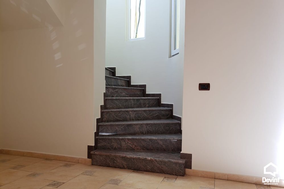 Tirane For Rent Villa  Islam Rusi street, Shkoza area Office Villa Multifunctional Building klinike dentare Hotel kopesht femijesh azil per te moshuarit
