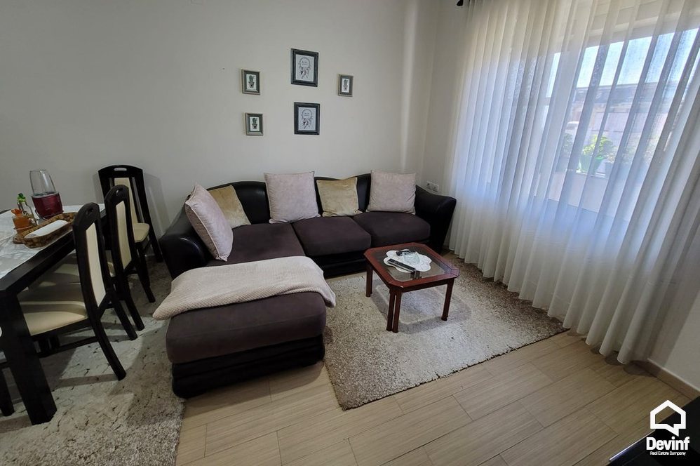 Tirane Qera Apartament 2+1+A Apartament ne Bulevardin Zogu i I-re apartament