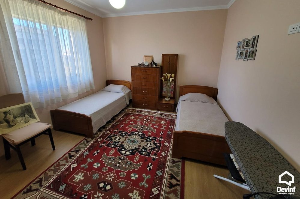 Tirane Qera Apartament 2+1+A Apartament ne Bulevardin Zogu i I-re apartament