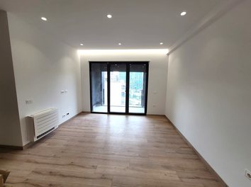 Apartament Qera Zyre ne zonen prane ABA Center