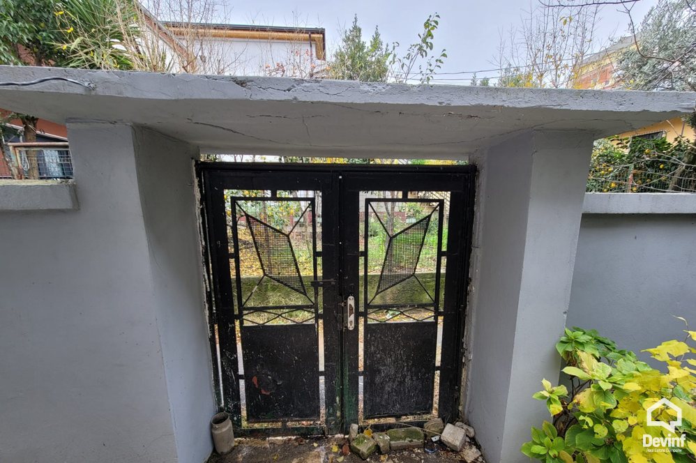 Tirane For Sale Villa  Pjeter Budi street, near the Amavita Hopsital Office Villa Multifunctional Building klinike dentare Hotel kopesht femijesh azil per te moshuarit