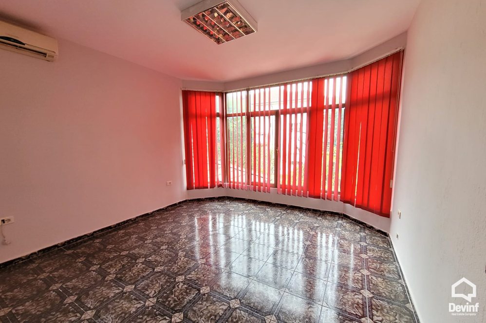 Tirane For Sale Villa  Pjeter Budi street, near the Amavita Hopsital Office Villa Multifunctional Building klinike dentare Hotel kopesht femijesh azil per te moshuarit