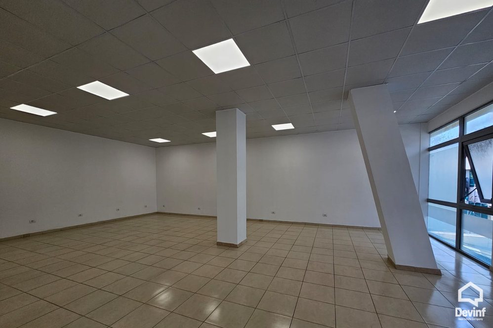 Tirane For Rent Office  Comercial unit in Kavaja Street Office Business Center Office spa klinike spitalore Business Center shkolle kursesh kurse