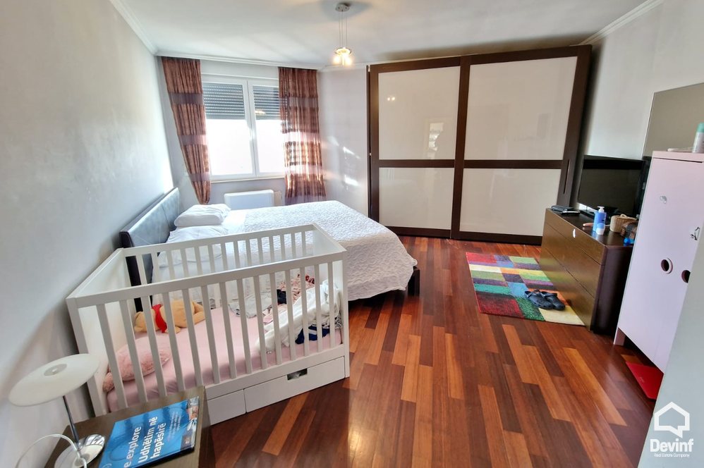 Tirane Shitje Apartament 3+1+A Rruga Perlat Rexhepi, prane Fakultetit Juridik apartament