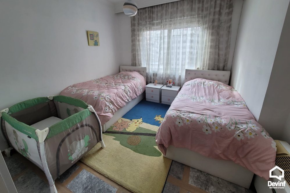 Tirane Qera Apartament 2+1+G Apartament ne zonen e Bllokut apartament