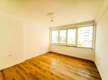 Apartament Shitje Rruga Margarita Tutulani, zona Tirana e Re