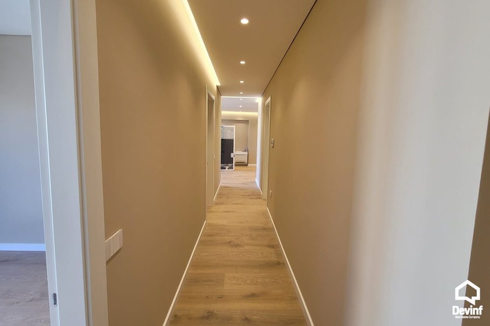 Tirane Qera Apartament 2+1+A Apartament prane Stadiumit Air Albania apartament