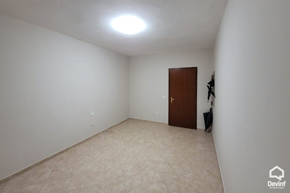 Tirane Qera Apartament 2+1+A Apartament ne Bulevardin Gjergj Fishta zyre