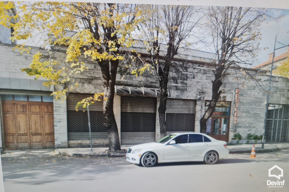 Korce For Sale Shop  City center, Korca Shop turistike