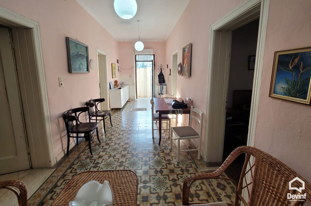 Tirane For Rent Houses 3+1+A Offices in the center of Tirana Apartment Office