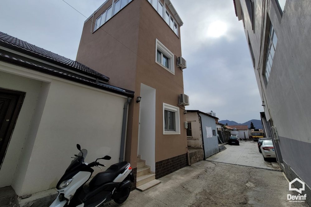 Tirane For Rent Houses 1+1+A House in Sauk, Tirana Apartment
