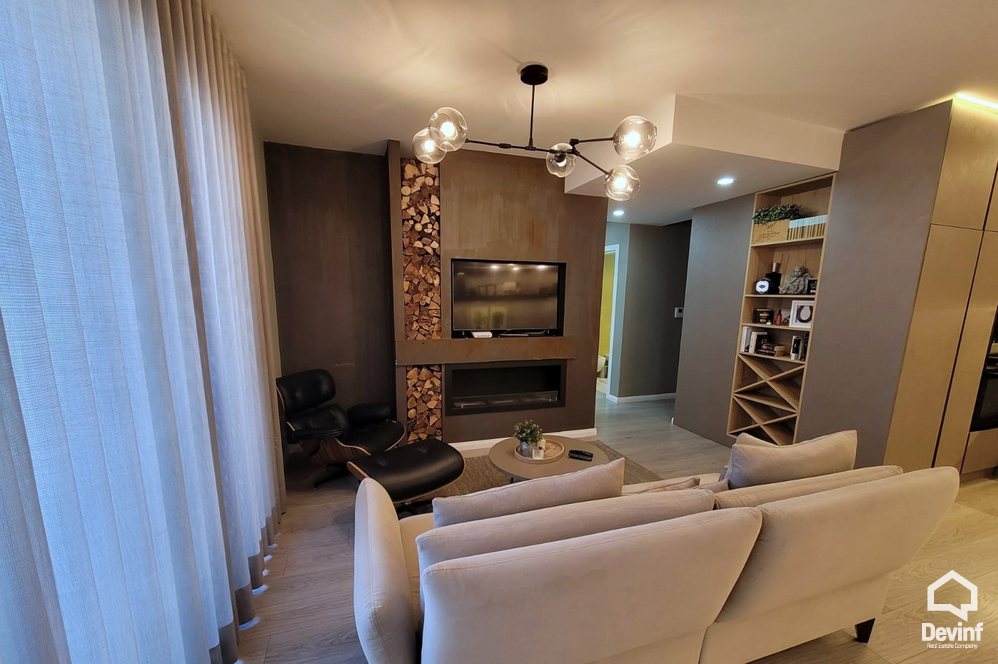 Tirane Qera Apartament 2+1 Nje apartament i kendshem prane Bllokut apartament