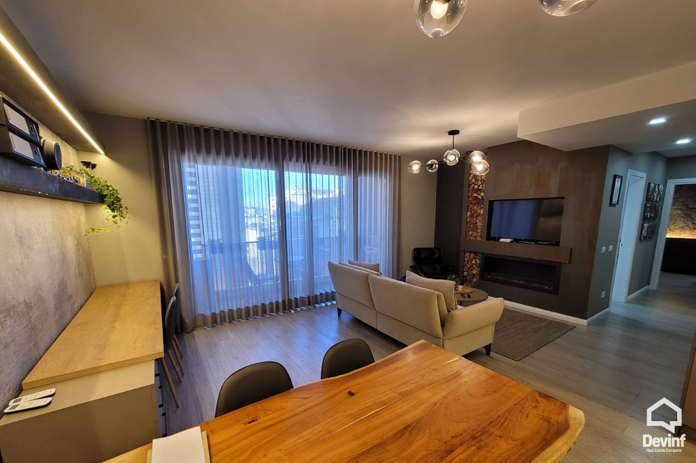 Tirane Qera Apartament 2+1 Nje apartament i kendshem prane Bllokut apartament