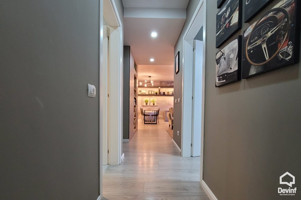 Tirane Qera Apartament 2+1 Nje apartament i kendshem prane Bllokut apartament