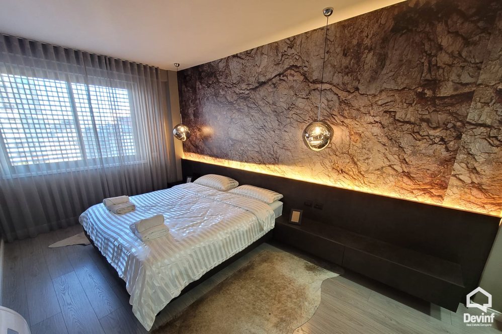 Tirane Qera Apartament 2+1 Nje apartament i kendshem prane Bllokut apartament