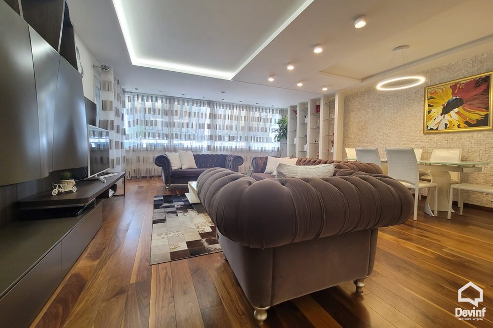 Tirane Qera Apartament 3+1 Apartament luksoz ne zonen prane Piramides, Tirane apartament