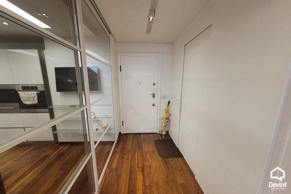 Tirane Qera Apartament 3+1 Apartament luksoz ne zonen prane Piramides, Tirane apartament