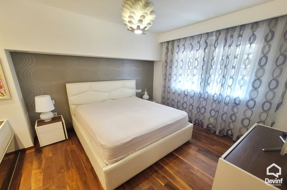 Tirane Qera Apartament 3+1 Apartament luksoz ne zonen prane Piramides, Tirane apartament