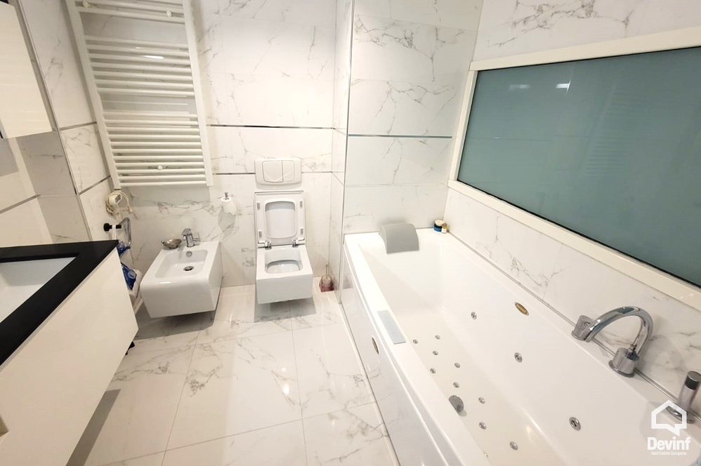 Tirane Qera Apartament 3+1 Apartament luksoz ne zonen prane Piramides, Tirane apartament