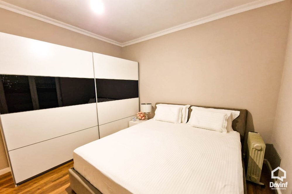 Tirane Shitje Apartament  Rruga Isuf Elezi, blloku i vilave, Selite apartament apartament me oborr