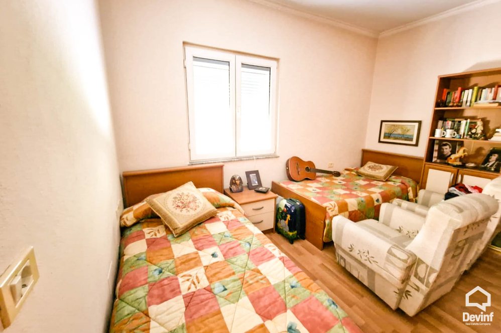 Tirane Shitje Apartament  Rruga Isuf Elezi, blloku i vilave, Selite apartament apartament me oborr