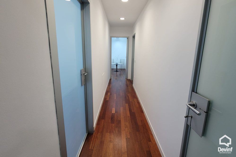 Tirane For Rent Office  Office in a business center near the Pyramid, Tirana Office Business Center