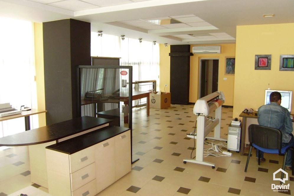 Tirane For Sale Office  Located close to Qemal Stafa Stadium Office
