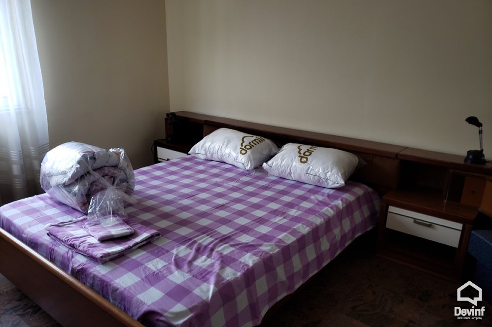 Tirane Qera Apartament 1+1+A Apartament ne pallat te ri ne zonen e Bllokut apartament