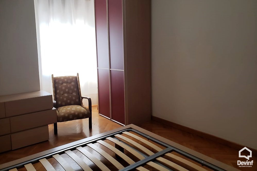 Tirane Qera Apartament 2+1+A Apartament prane qendres se Tiranes apartament