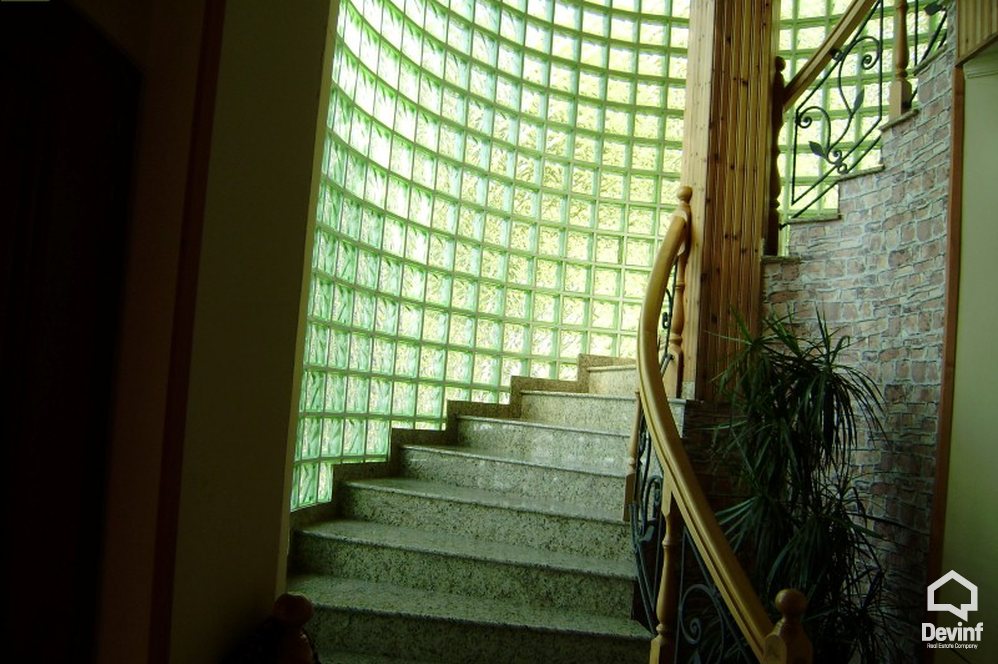 Tirane For Rent Villa 4+1+G In panoramic area of Dajti mountain 