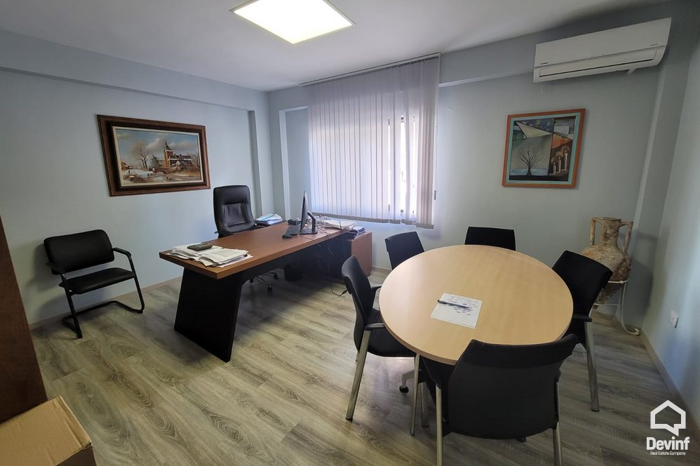 Tirane Qera Zyre  Zyre ne zonen e Bllokut zyre qender estetike klinike spitalore qender masazhi qender estetike