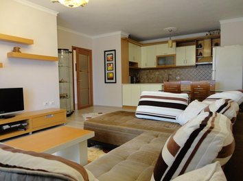 Apartament Qera Ne zonen e Radio Televizionit Shqiptar