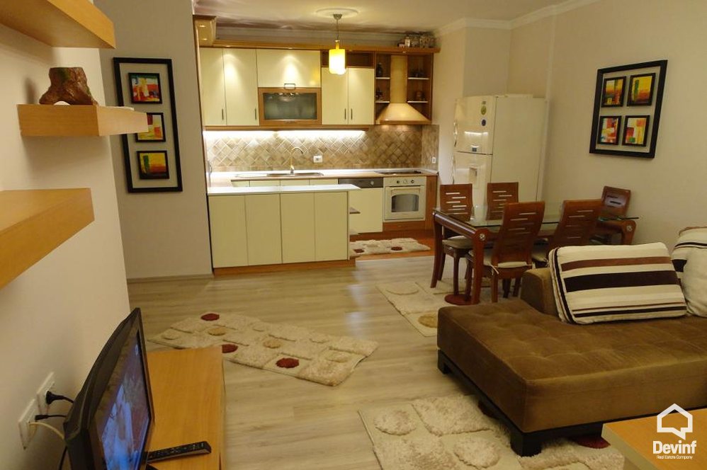 Tirane Qera Apartament 3+1+A Ne zonen e Radio Televizionit Shqiptar apartament
