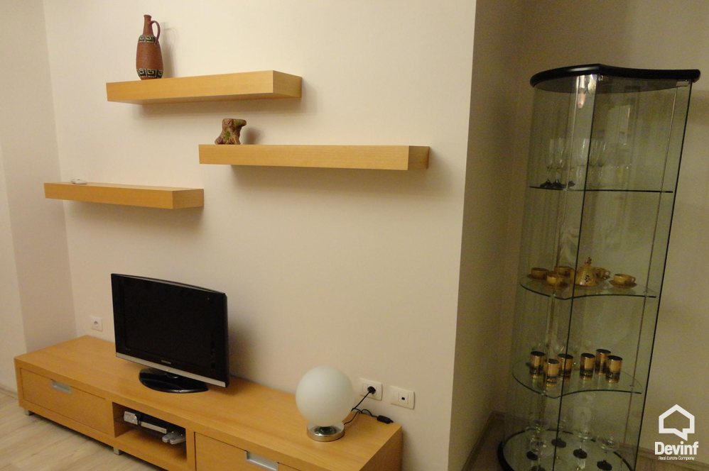 Tirane Qera Apartament 3+1+A Ne zonen e Radio Televizionit Shqiptar apartament