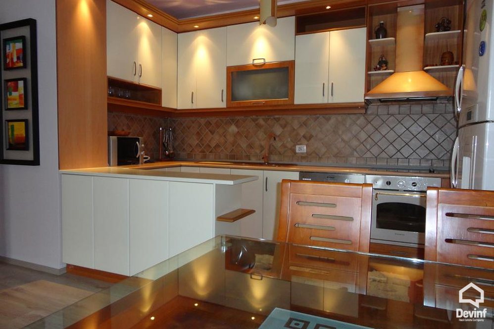 Tirane Qera Apartament 3+1+A Ne zonen e Radio Televizionit Shqiptar apartament