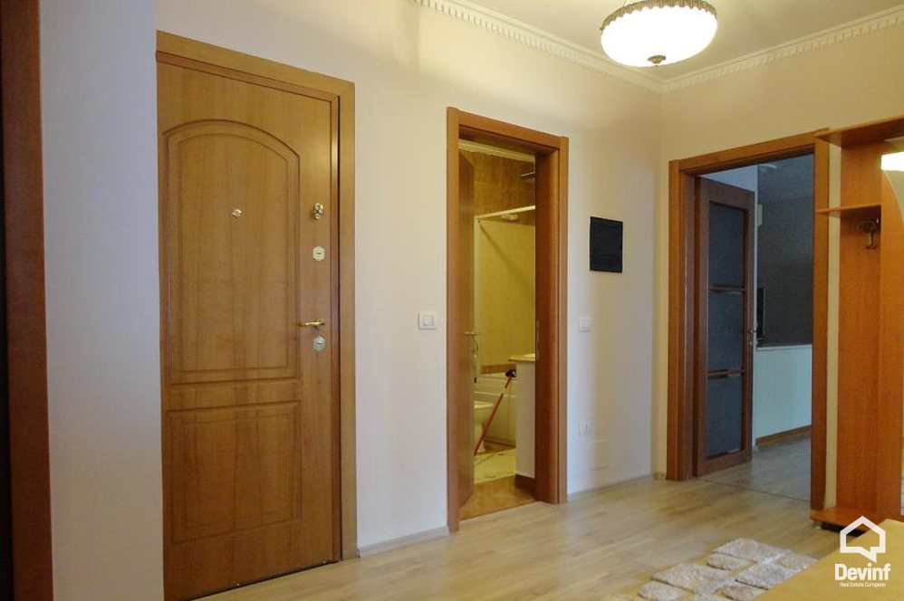 Tirane Qera Apartament 3+1+A Ne zonen e Radio Televizionit Shqiptar apartament