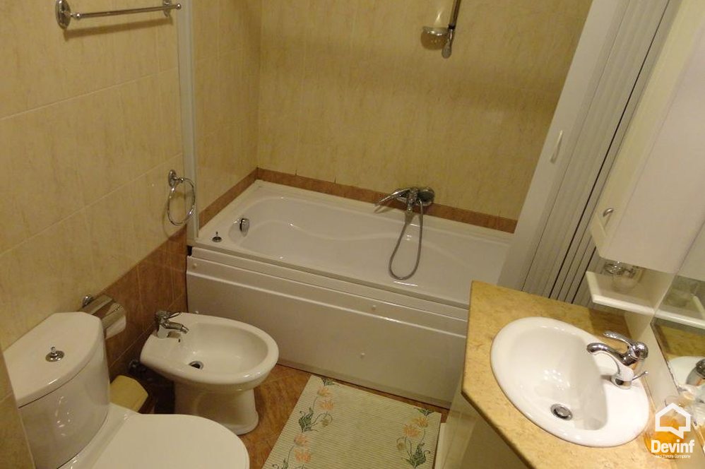 Tirane Qera Apartament 3+1+A Ne zonen e Radio Televizionit Shqiptar apartament