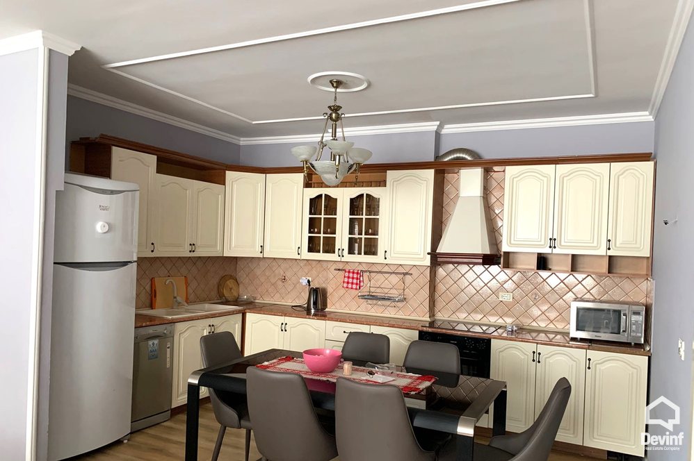 Tirane Qera Apartament 2+1+A Apartament prane Stadiumit Air Albania apartament