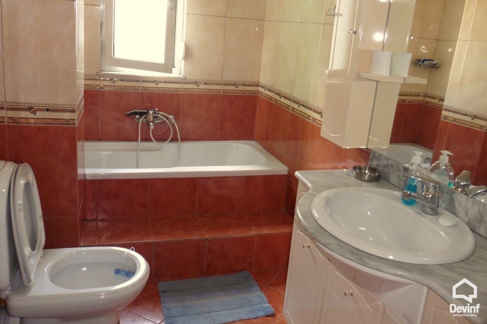 Tirane Qera Apartament 2+1+A Apartament prane Stadiumit Air Albania apartament