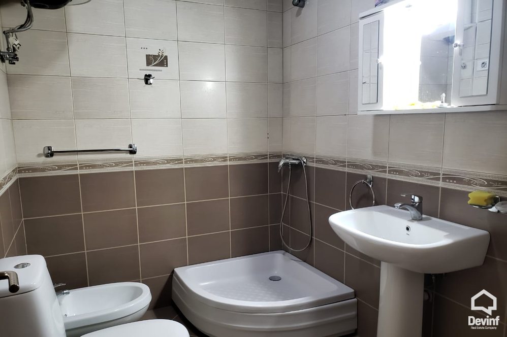 Tirane Qera Zyre 1+1+A Pallat i ri prane Qendres Taivan zyre