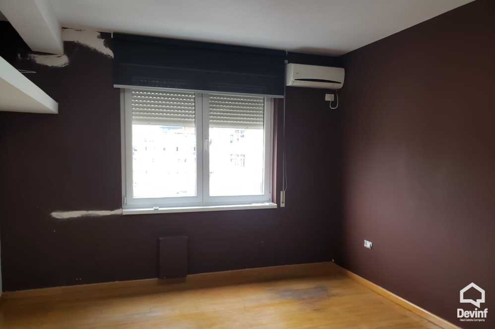 Tirane Qera Zyre 1+1+A Pallat i ri prane Qendres Taivan zyre